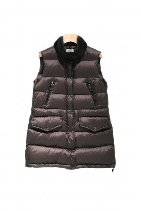 MID-LENGTH DOWN VEST WITH MINK COLLAR