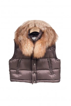 DOWN SHORT VEST WITH RACCOON TRIMMING HOOD